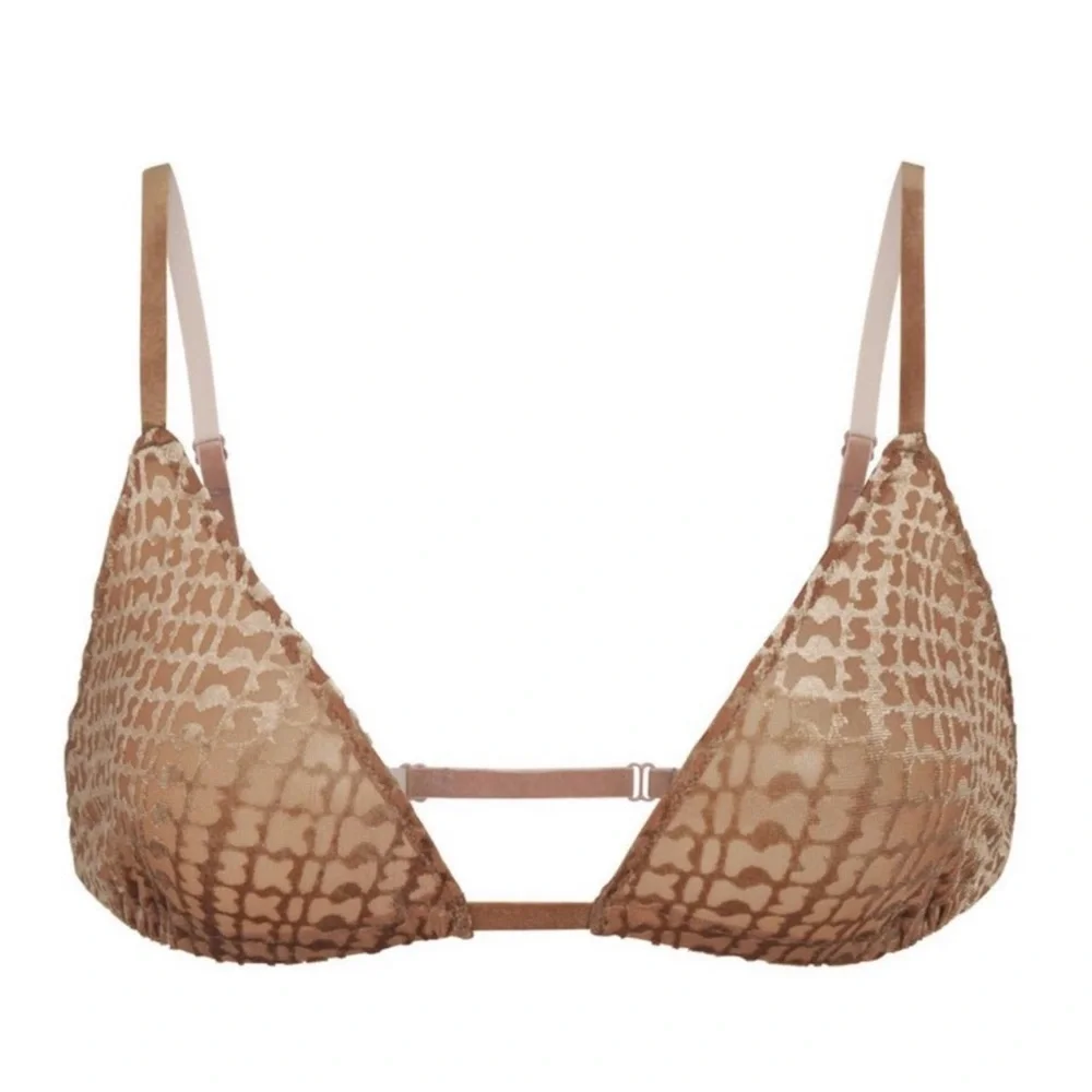 SKIMS Velvet Burnout Logo Triangle Bralette - Picture 5 of 6